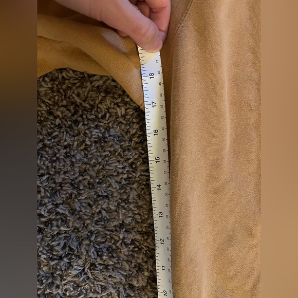 OBEY sweater - Picture 7 of 8